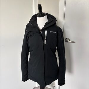 Columbia Women's Black Jacket size small